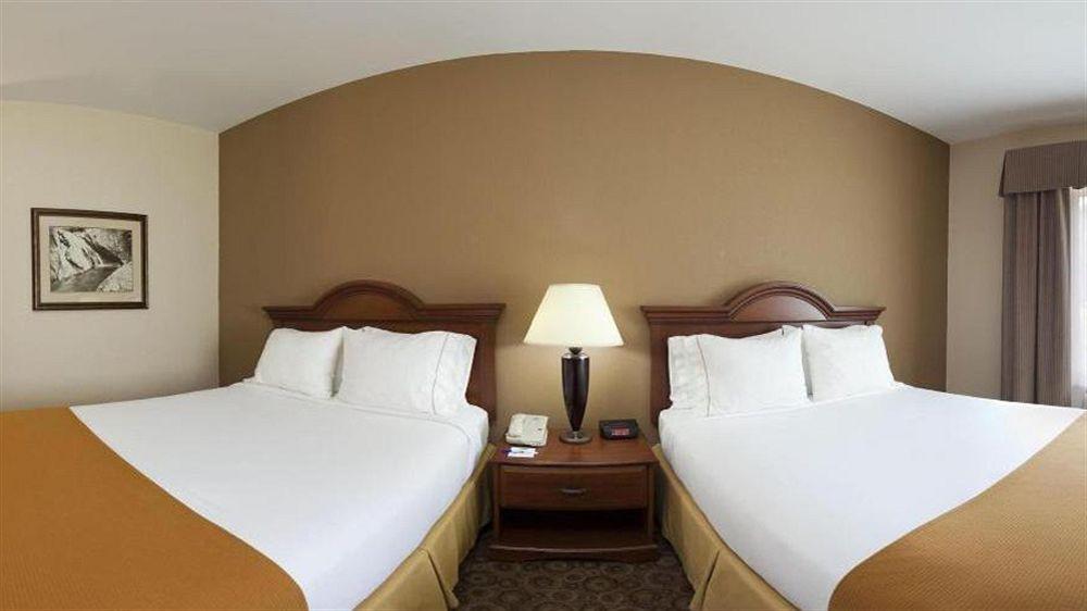 Comfort Inn & Suites Brevard Εξωτερικό φωτογραφία