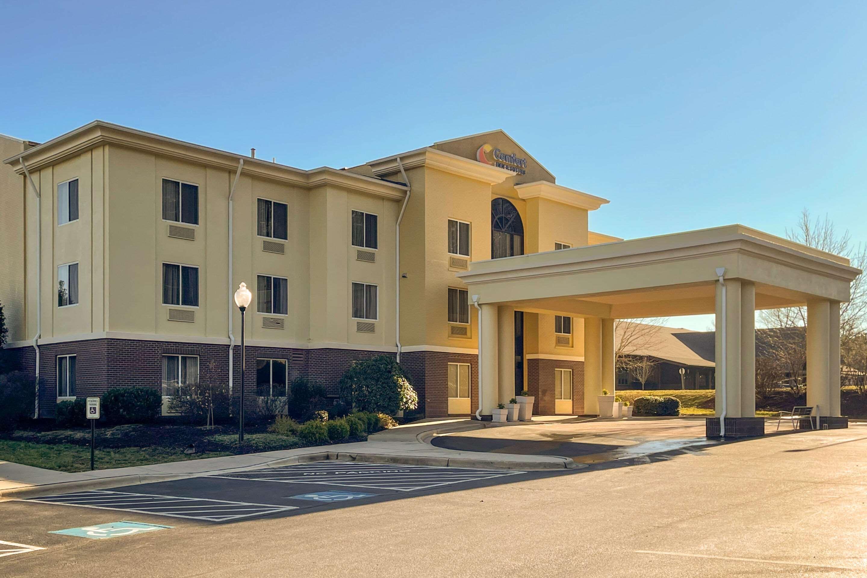 Comfort Inn & Suites Brevard Εξωτερικό φωτογραφία