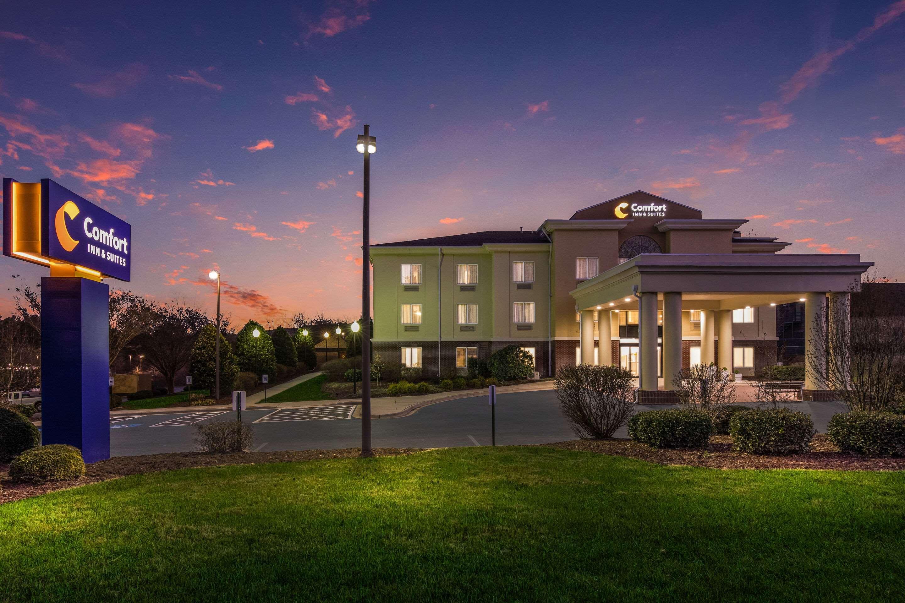 Comfort Inn & Suites Brevard Εξωτερικό φωτογραφία