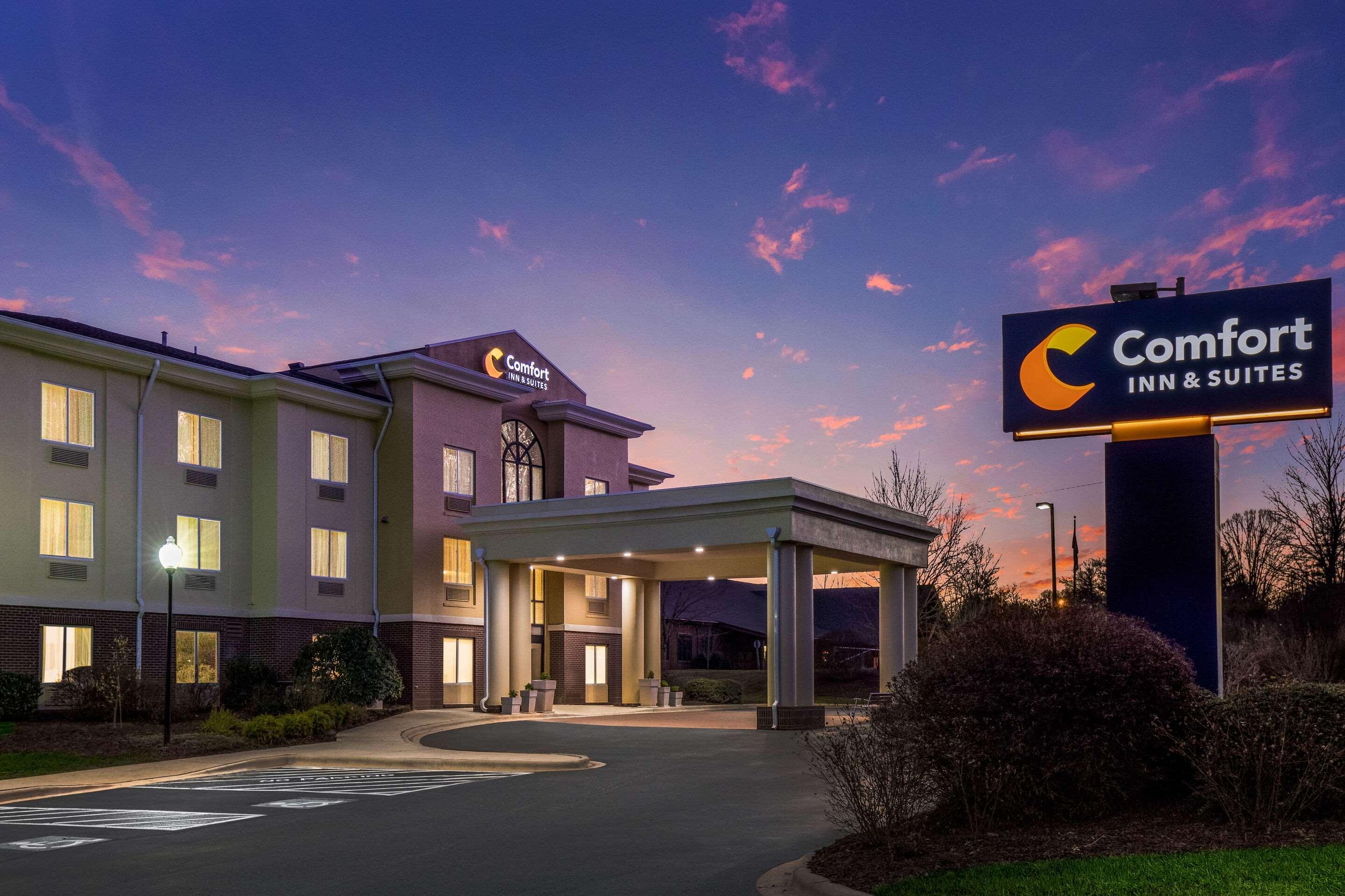 Comfort Inn & Suites Brevard Εξωτερικό φωτογραφία
